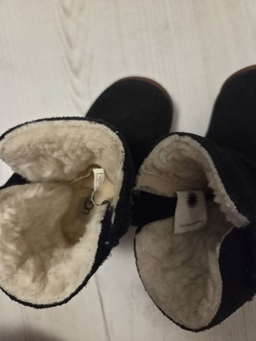 Ugg copii nr 21 purtati de doua ori