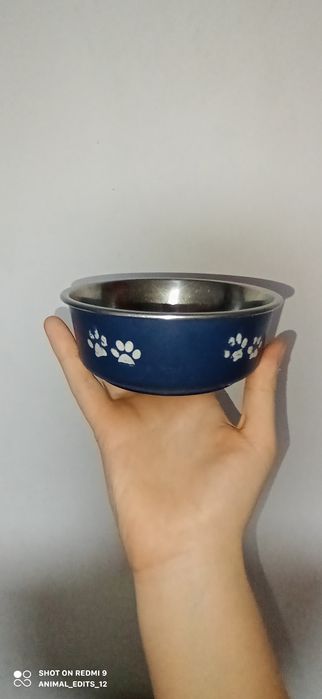 продам миску для собак мелких пород