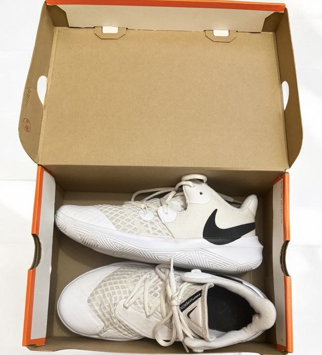 Мъжки обувки Nike Zoom Hyperspeed Court