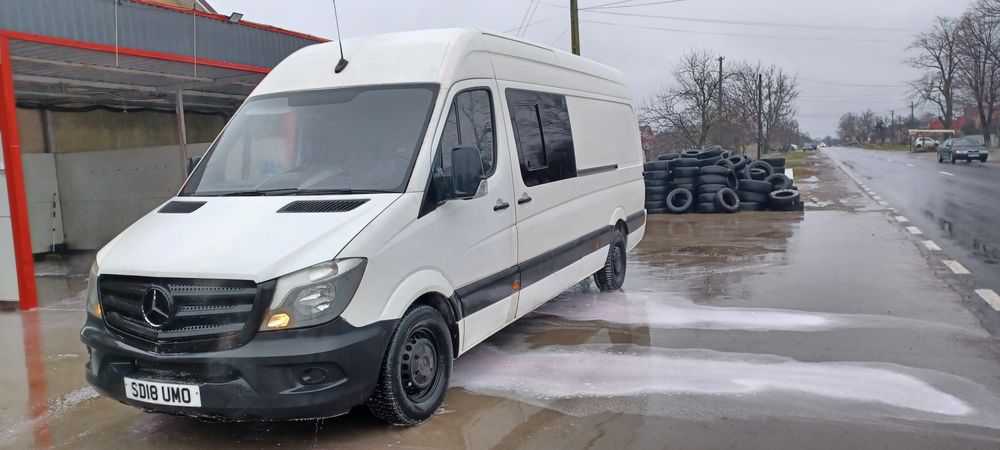 Mercedes sprinter