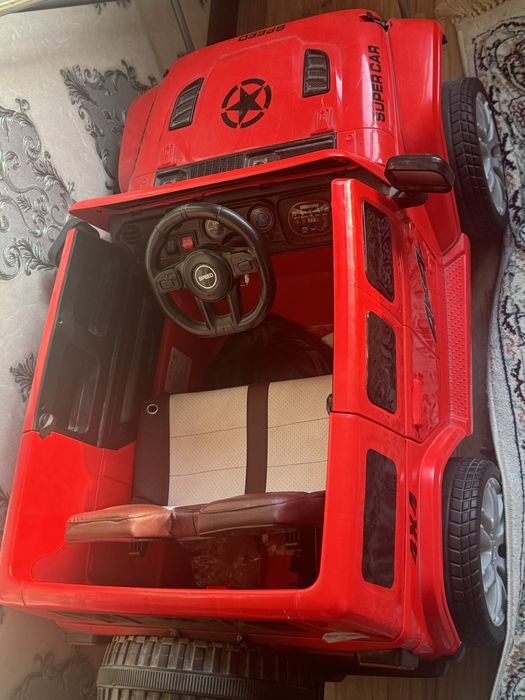 Продам срочно машину для детей