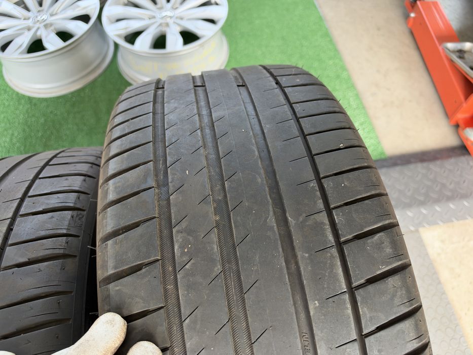 4бр. Летни Гуми С Борд 255/40R/20 -MICHELIN Pilot Sport- *EV+T0*- DOT:1723- 5.4мм.+5.0мм.