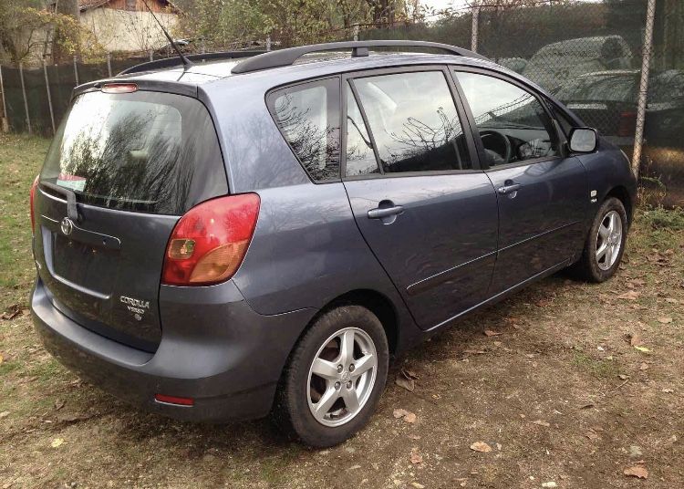 Тойота корола версо/Toyota corolla verso 1.8vvt-i 129кс 01-03г