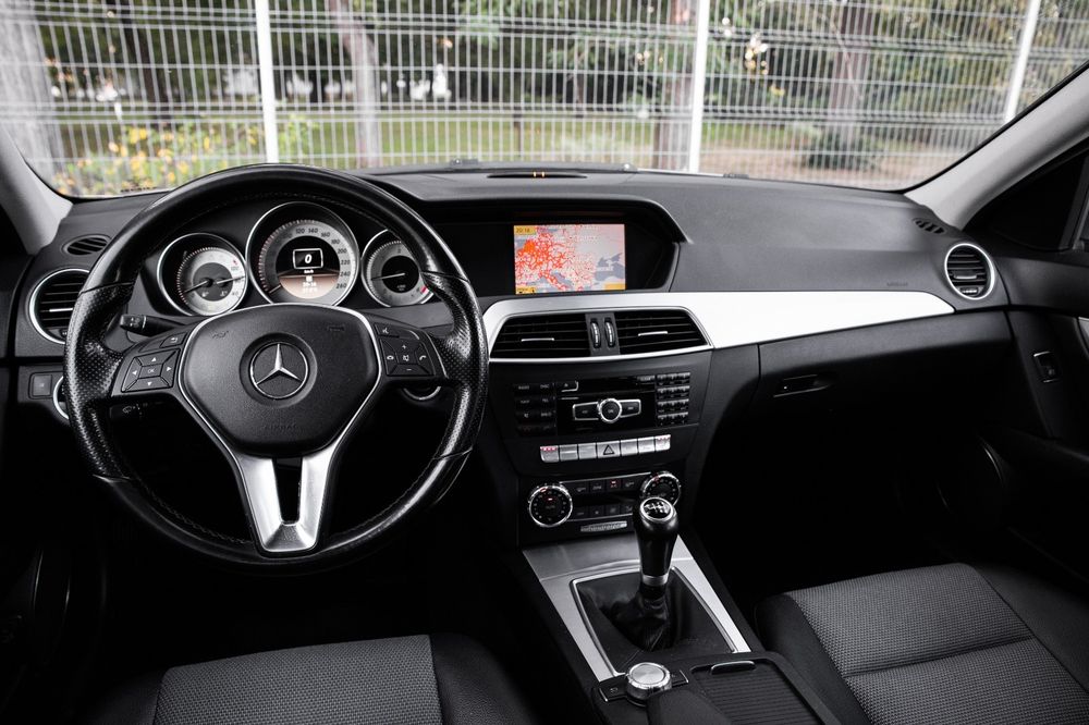 MERCEDES-BENZ C-Class 2011 — imagine 5