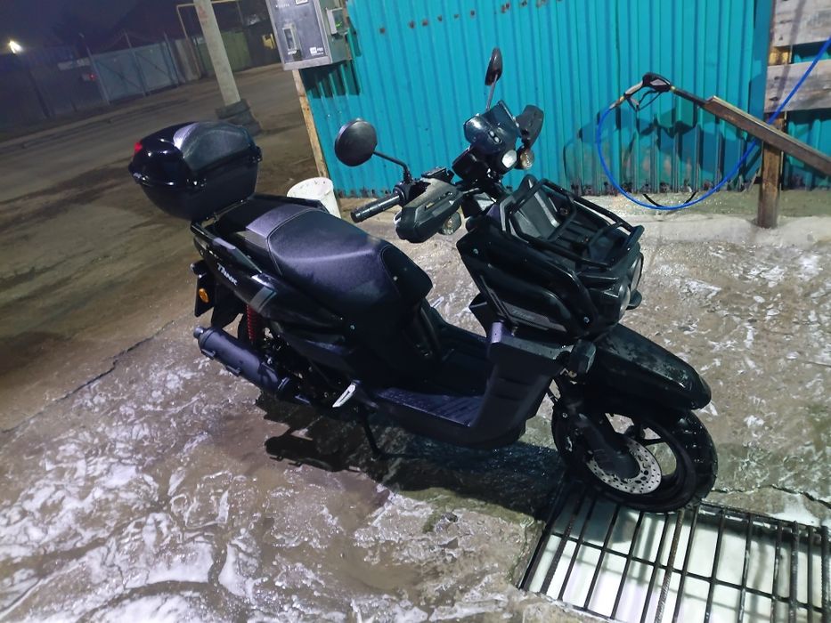 Продам мопед танк