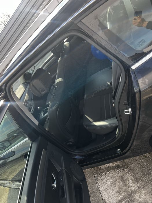 Vand / schimb Renault laguna 3 2013 1.5 dci 110 cp