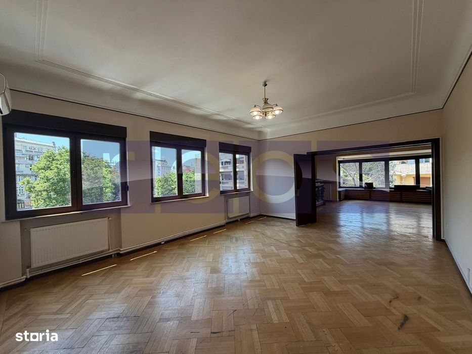 Vanzare Apartament Deosebit 5 Camere | 221Mp  | Blv Lascar Catargiu |