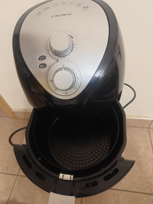 Фритюрник с горещ въздух Crown