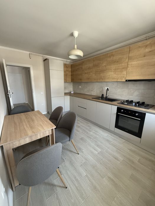 Închiriez apartament Şelimbăr
