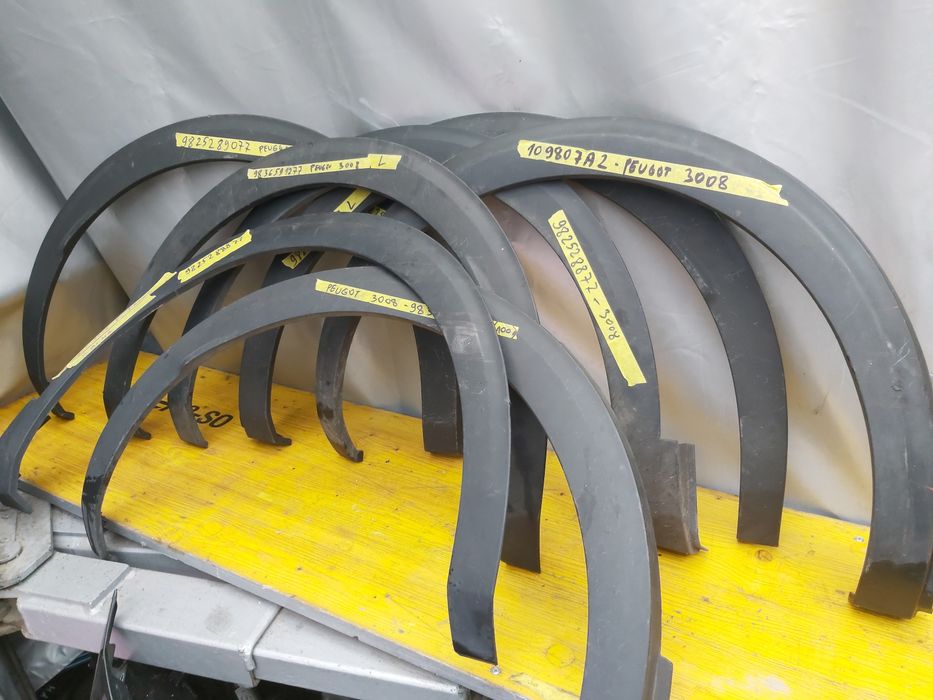 Лайсна калник пежо 3008 Peugeot 3008