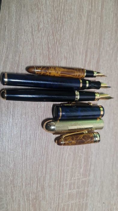 Stilouri de colectie