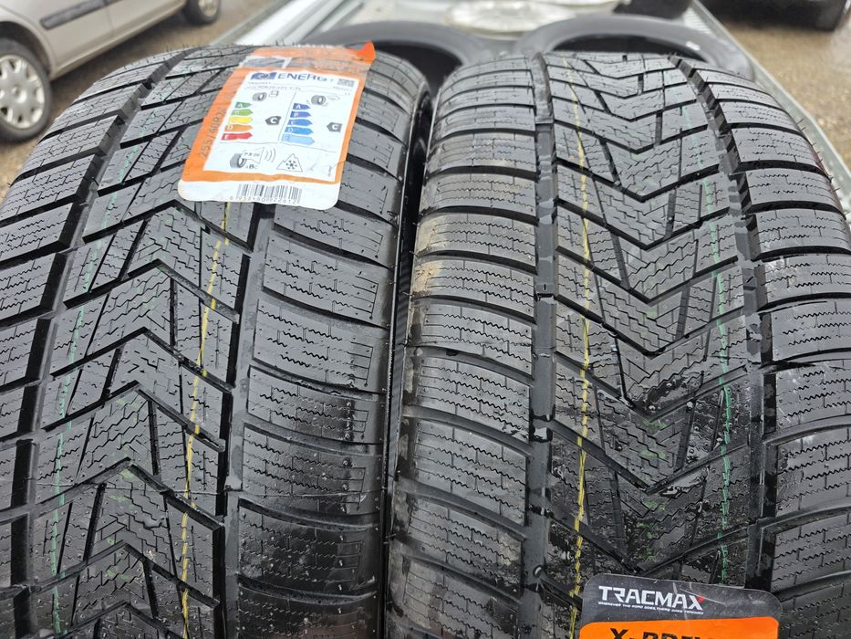 Зимни гуми  255/40/20