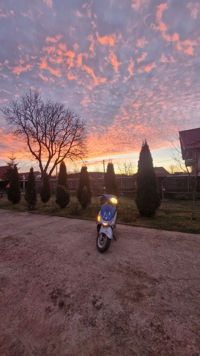 Scuter peugeot v.clic 50cc 2500 negociabil