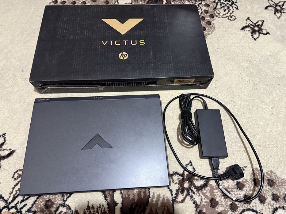 Игровой ноутбук Hp victus 15.6