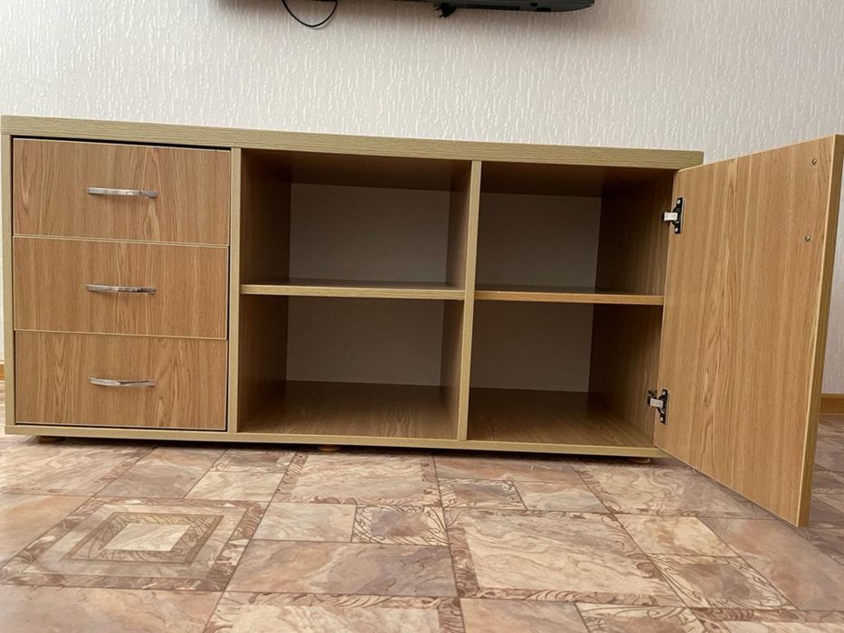 Тумба под телевизор