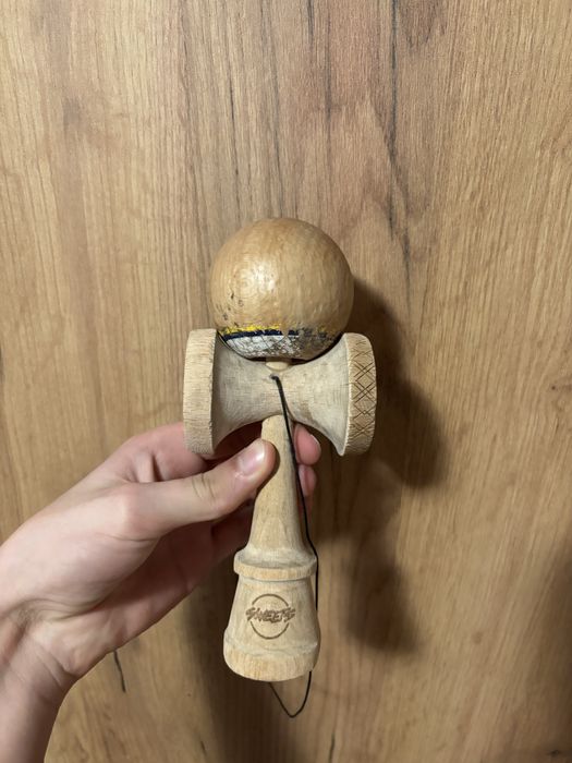 Kendama broken romb