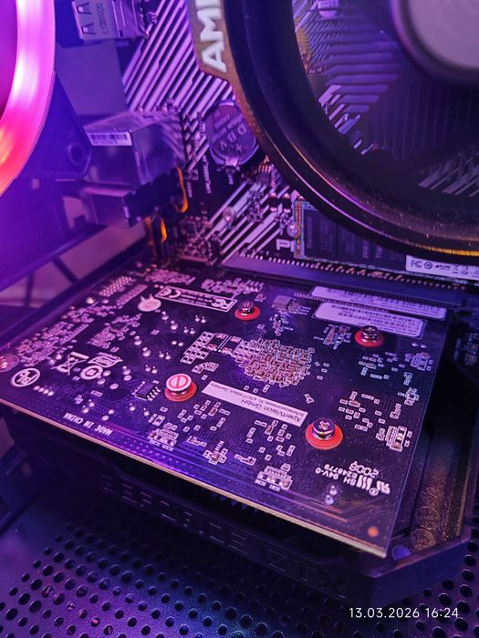 Геймърски Ryzen 5 5600X,GTX 1650 4GB,RAM 32GB DDR4 3200,SSD 512GB NVME