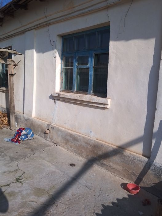 Ховли 16 сотх. 6 та хона.