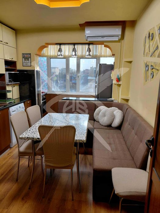 Тристаен апартамент в Центъра! 11834861