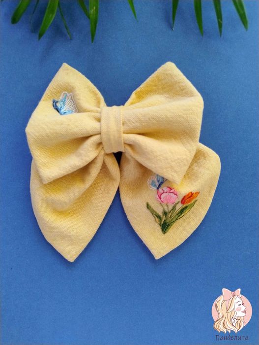 Панделки за коса с ръчна бродерия