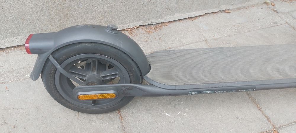 Продавам електрическа  тротинетка Ninebot от Германия