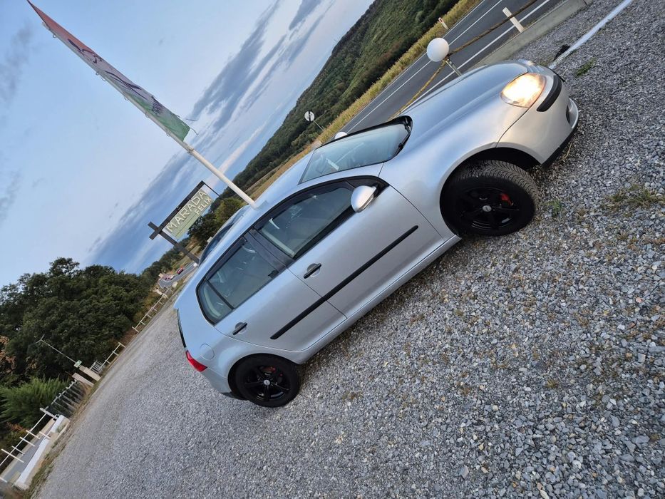 VOLKSWAGEN Golf 2004 — imagine 3