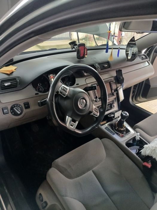 Vând VW Pasaat 2.0 diesel