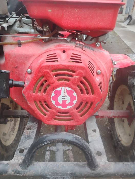 Motocultor de 13 cp