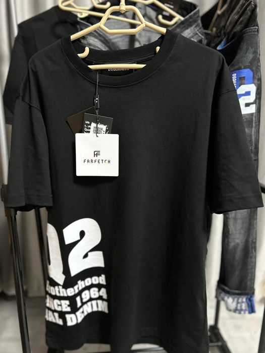 tricou dsquared2 negru