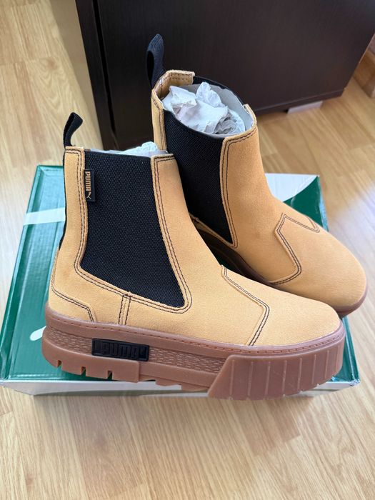 Боти Puma от велур