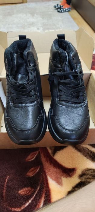 Продам обувь K TIDE: SPORT