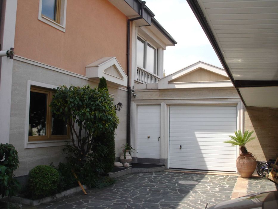 Дава се под наем Къща в София, Бъкстон - 195 кв.м за 500000 € - Снимка #15