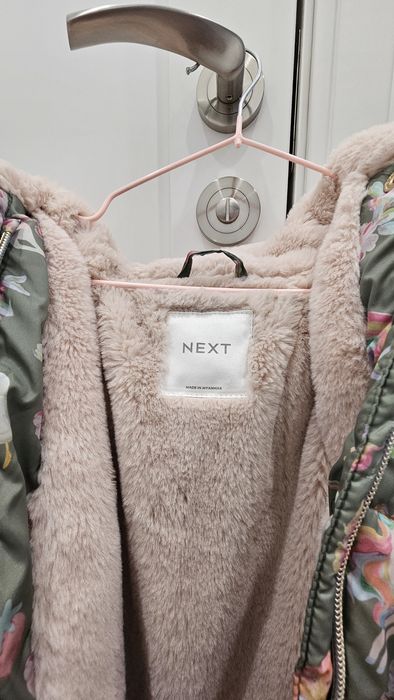 Зимняя куртка next для девочки 5-ти лет