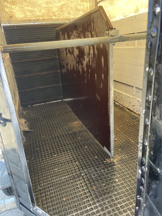 De vanzare sau schimb cu masina