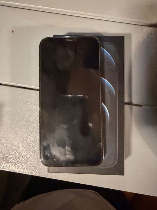 телефон мобилен  iphone