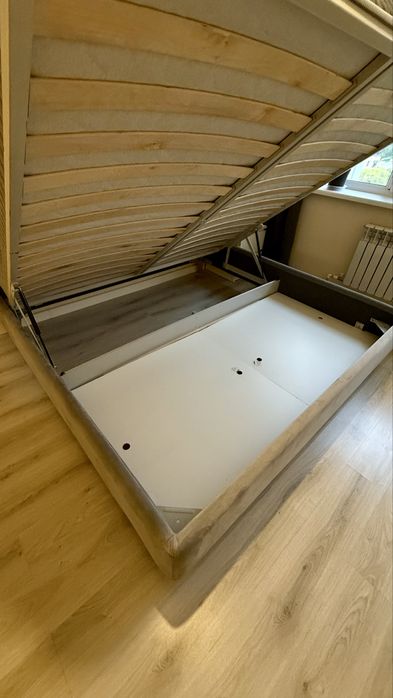 Кровать King-Size