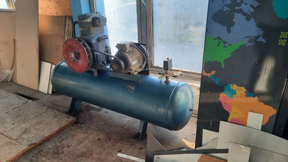 Компрессор 1000 л