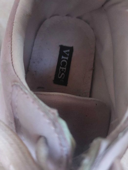 Дамски  есенно-зимни обувки