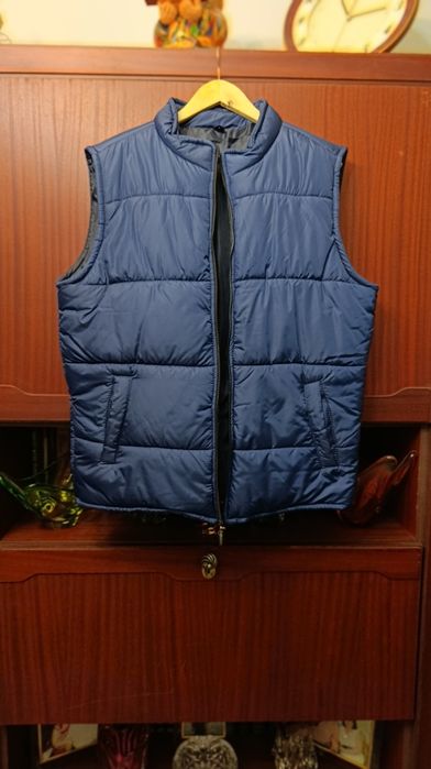 Безрукавка мужская новая 50-52 размера.