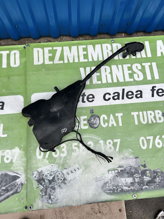 Rezervor lichid parbriz complet cu pompe BMW G21 break