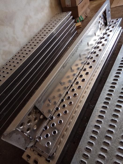 Rampe incarcare platforme auto NOI!!!