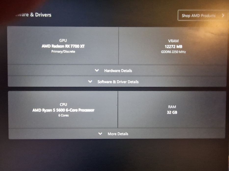 PC Gaming AMD Ryzen 5 5600 / RX 7700 XT 12 GB / 32 GB RAM DDR4
