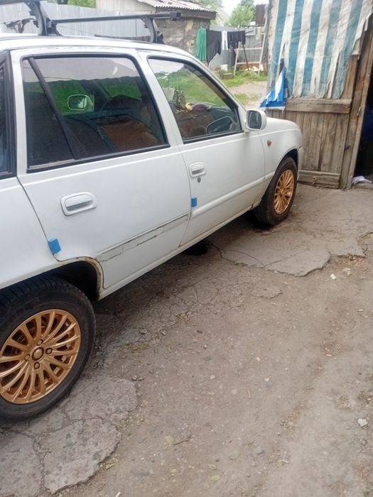 Продам машину Деу Нексия