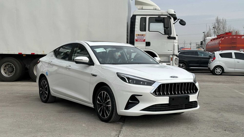 JAC J7 Sedan Skidka Narxida qabul qiling
