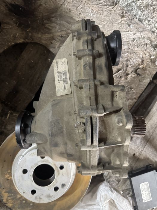 Раздатка за Mercedes ML W164/R class W251