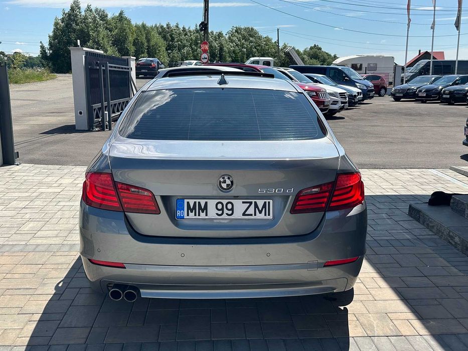 BMW 530 diesel F10 2011 pachet M trapa head-up accept variante !