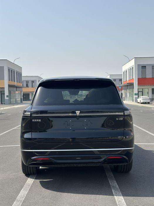 Changan Deepal S09 Ultra +Eng full pozitsiya