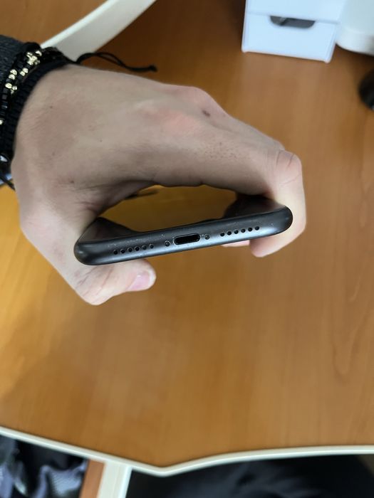 Iphone 11 in stare foarte buna