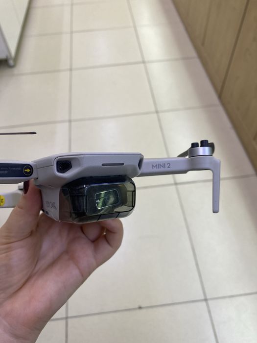Дрон DJI mini 2