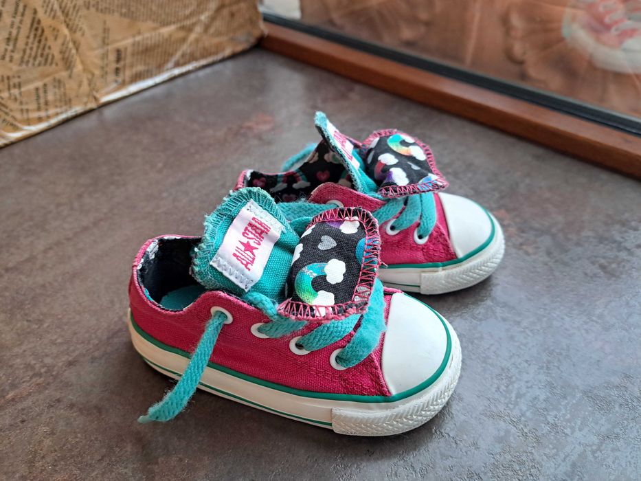 детски кецове,бебешки спортни обувки,гуменки маратонки Converse,ном.21